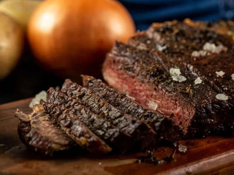 Bistec a la Campesina (Res)