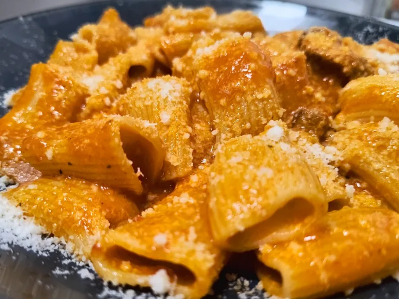 RIGATONI SALSICCIA AND PEPPERONI