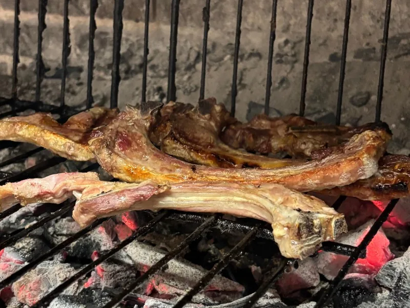 Côtelettes d'agneau grillées