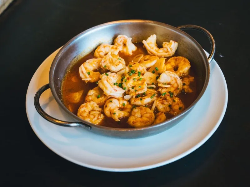 Garlic prawns
