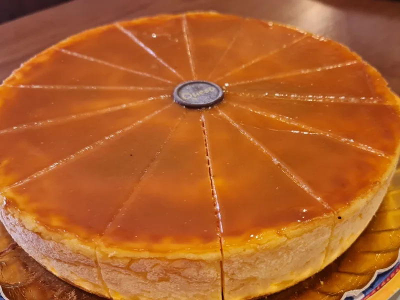 Tarta de queso con dulce de leche