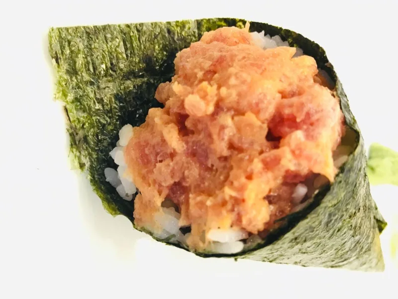 TEMAKI ATÚN PICANTE