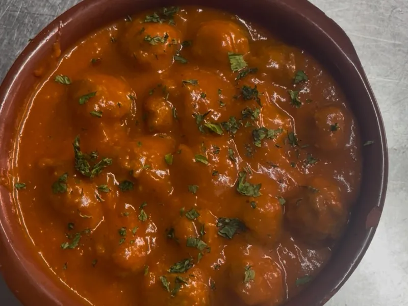 Albóndigas caseras con salsa de tomate