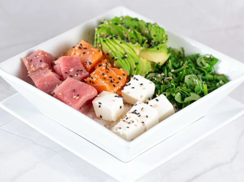 Chirashi Tuna Sake