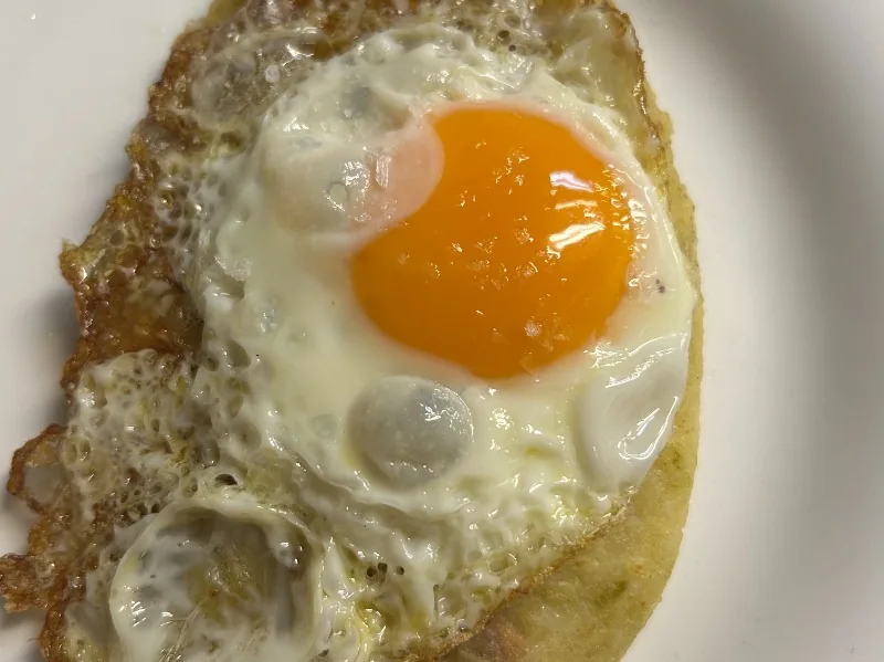 Trinxat de Cerdanya con huevo frito