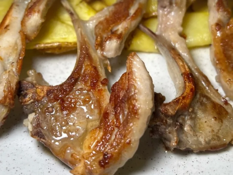 Chuletitas de cordero lechal