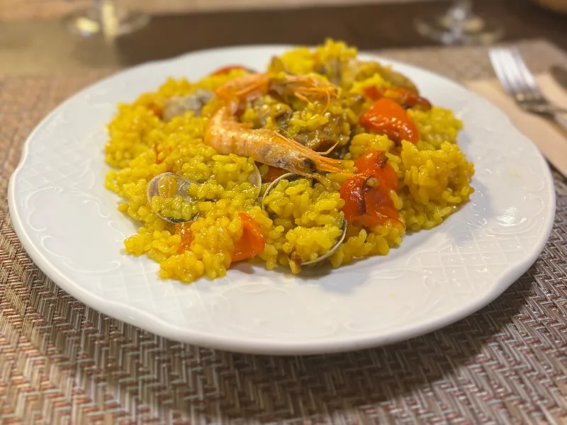 Paella mixta