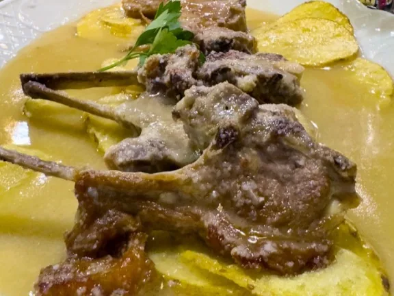 Murcia-style milk-lamb chop