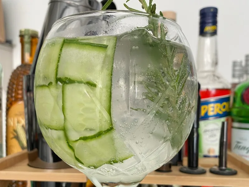 ROSMARY GIN