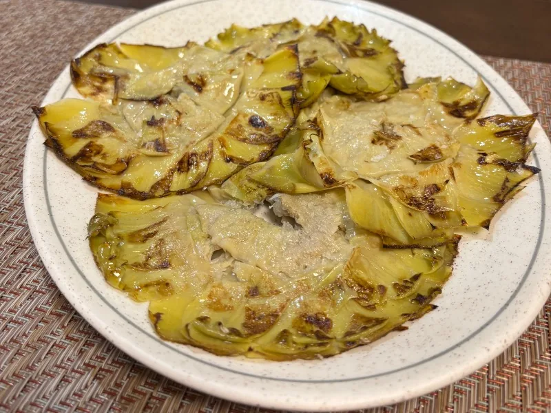 Alcachofas confitadas a la plancha
