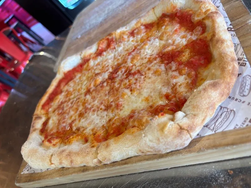 EXTRA Pizza