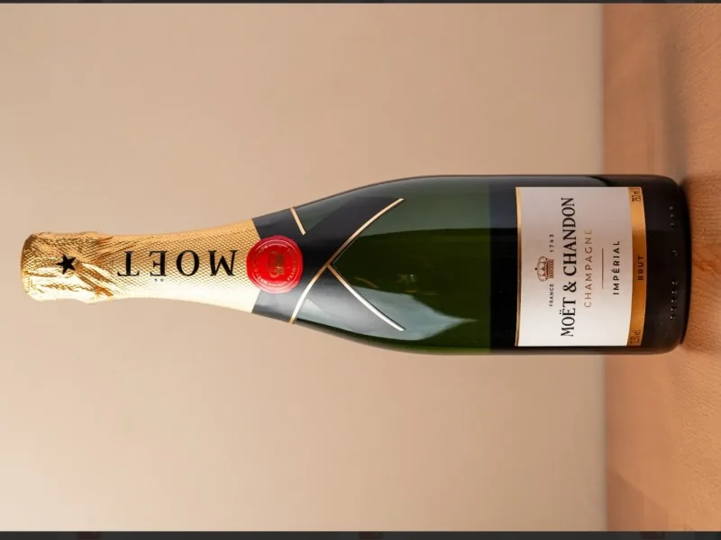 Moet
