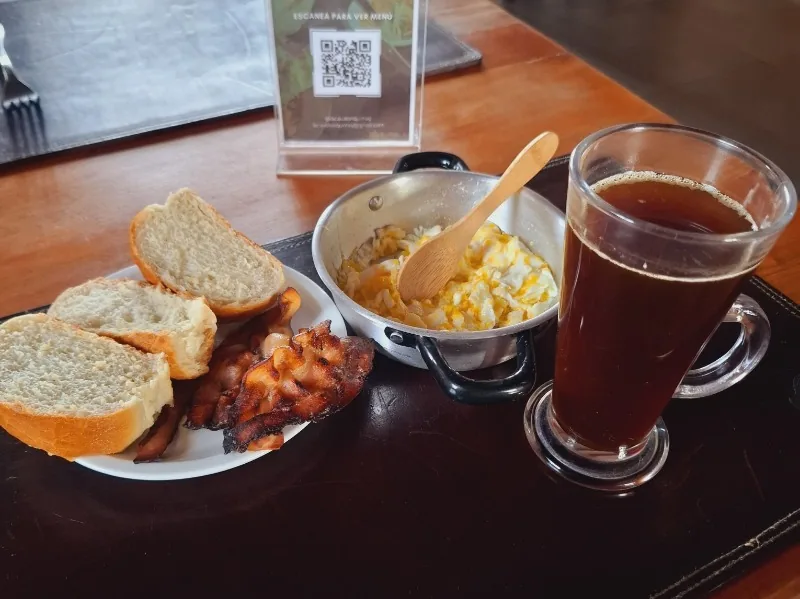 Desayuno la cava