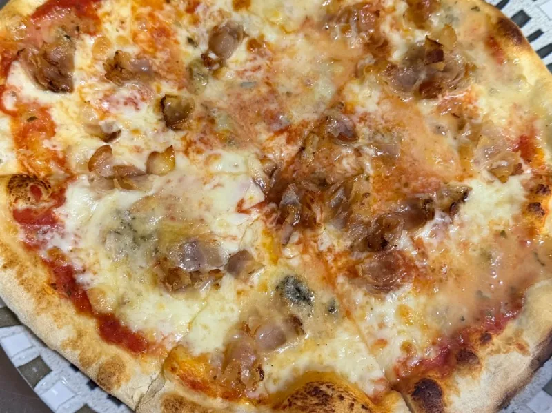 Pizza Giulia